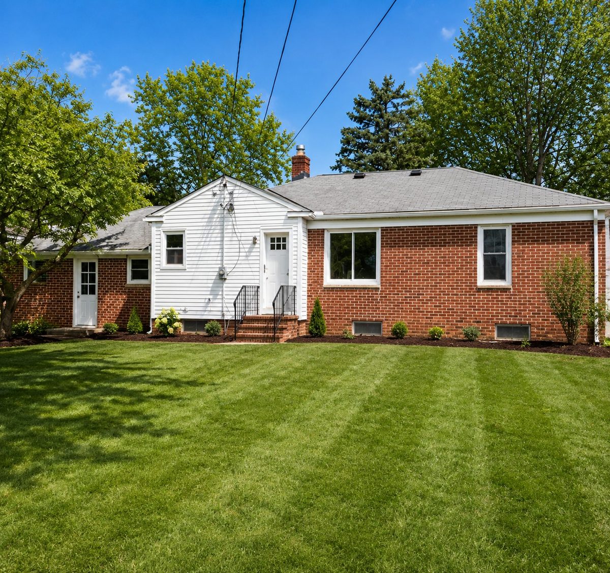 Avon Lake Home