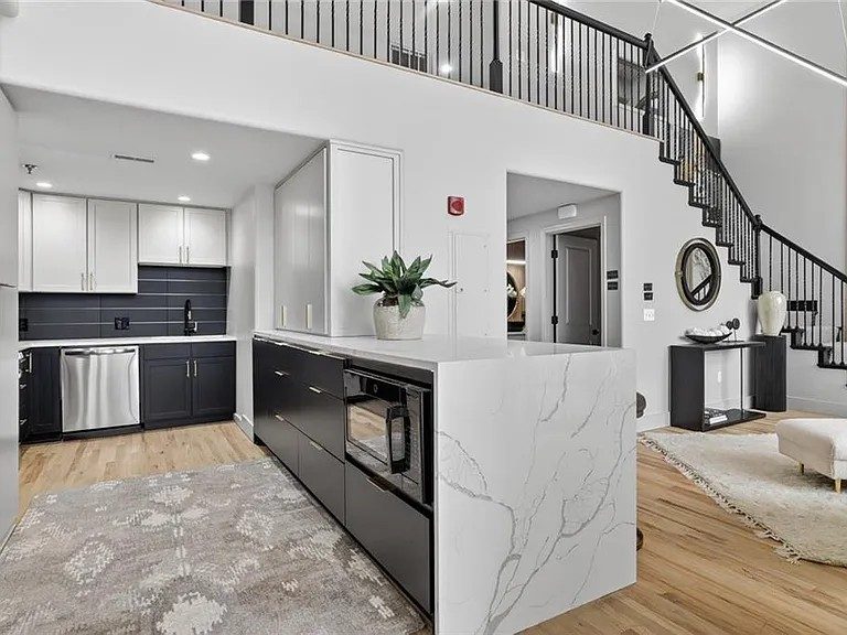 Admiral Condo