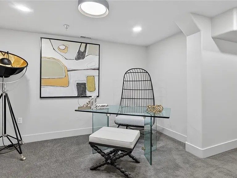 Admiral Condo