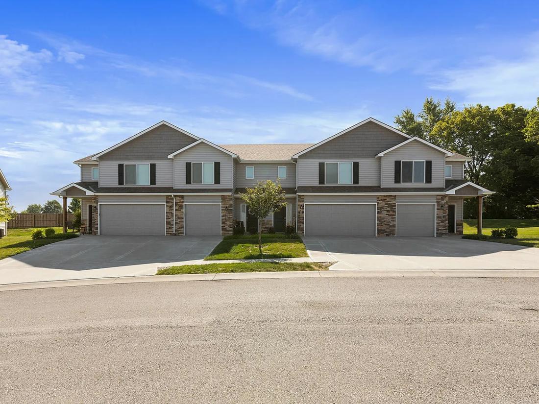 Lakeview Town Homes