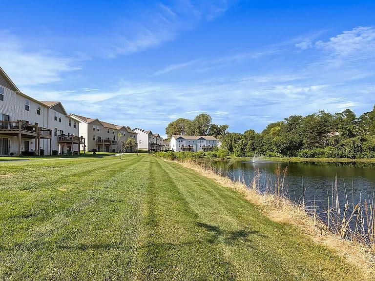 Lakeview Town Homes
