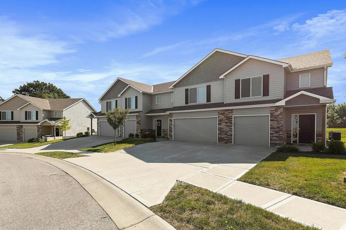 Lakeview Town Homes