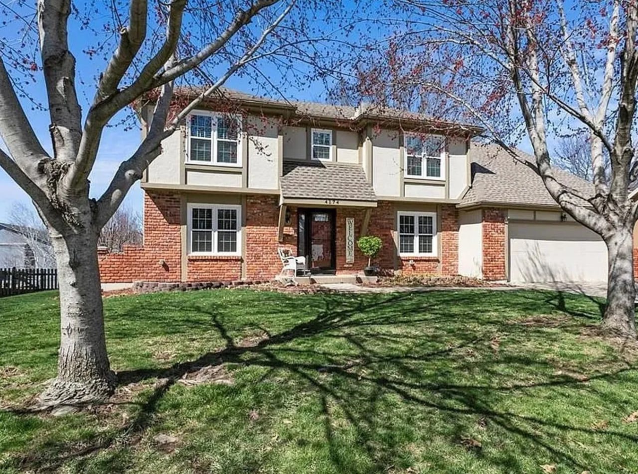 Raintree Lake House